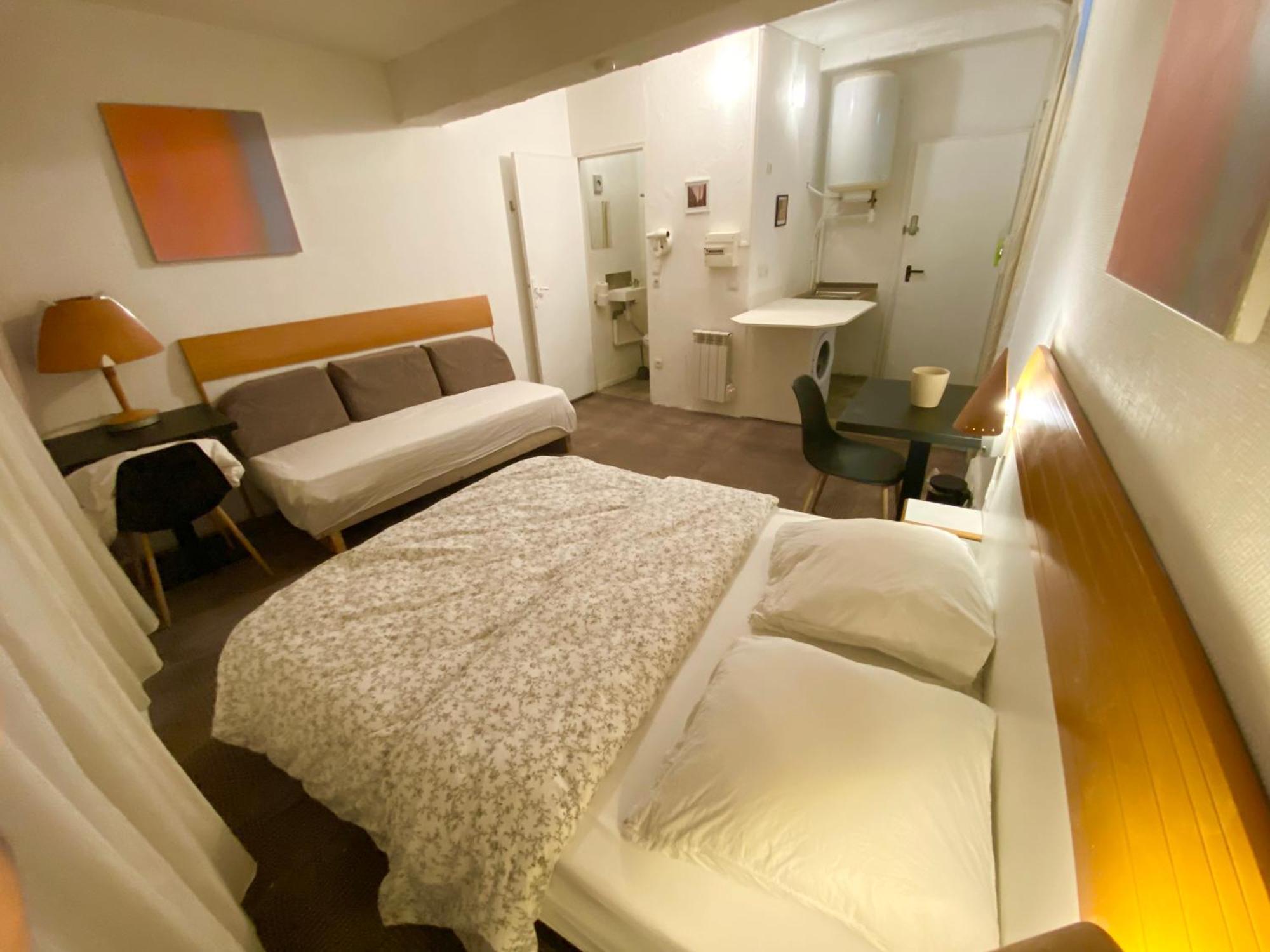 Chambres Zohra Centre Ville ديسيزو المظهر الخارجي الصورة